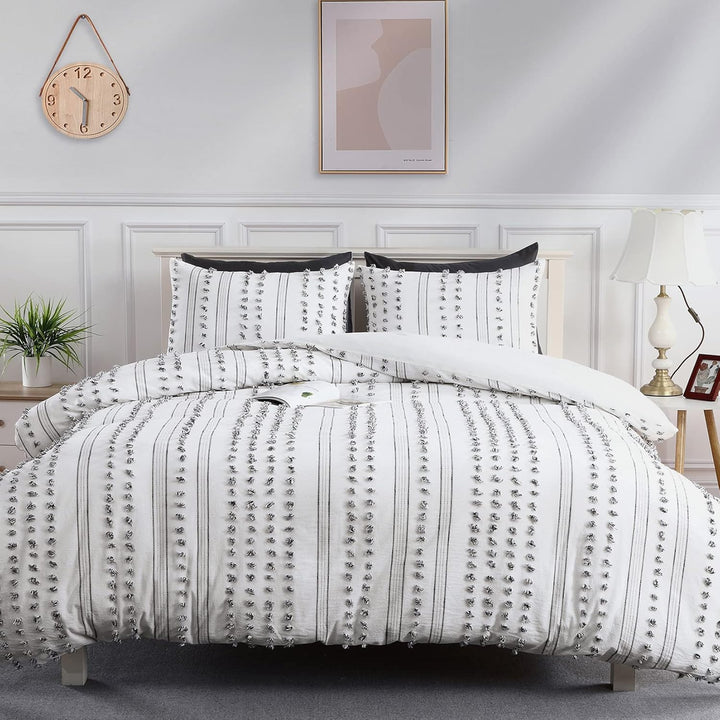 Tufted Dots Textured Duvet Cover - 3 Pcs. Yarn-Dyed Cotton Jacquard