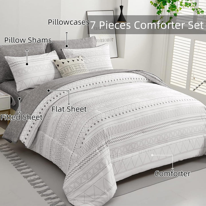 Modern Boho Reversible Bed in a Bag Set - 7 Pcs Geometric Striped Comforter Set