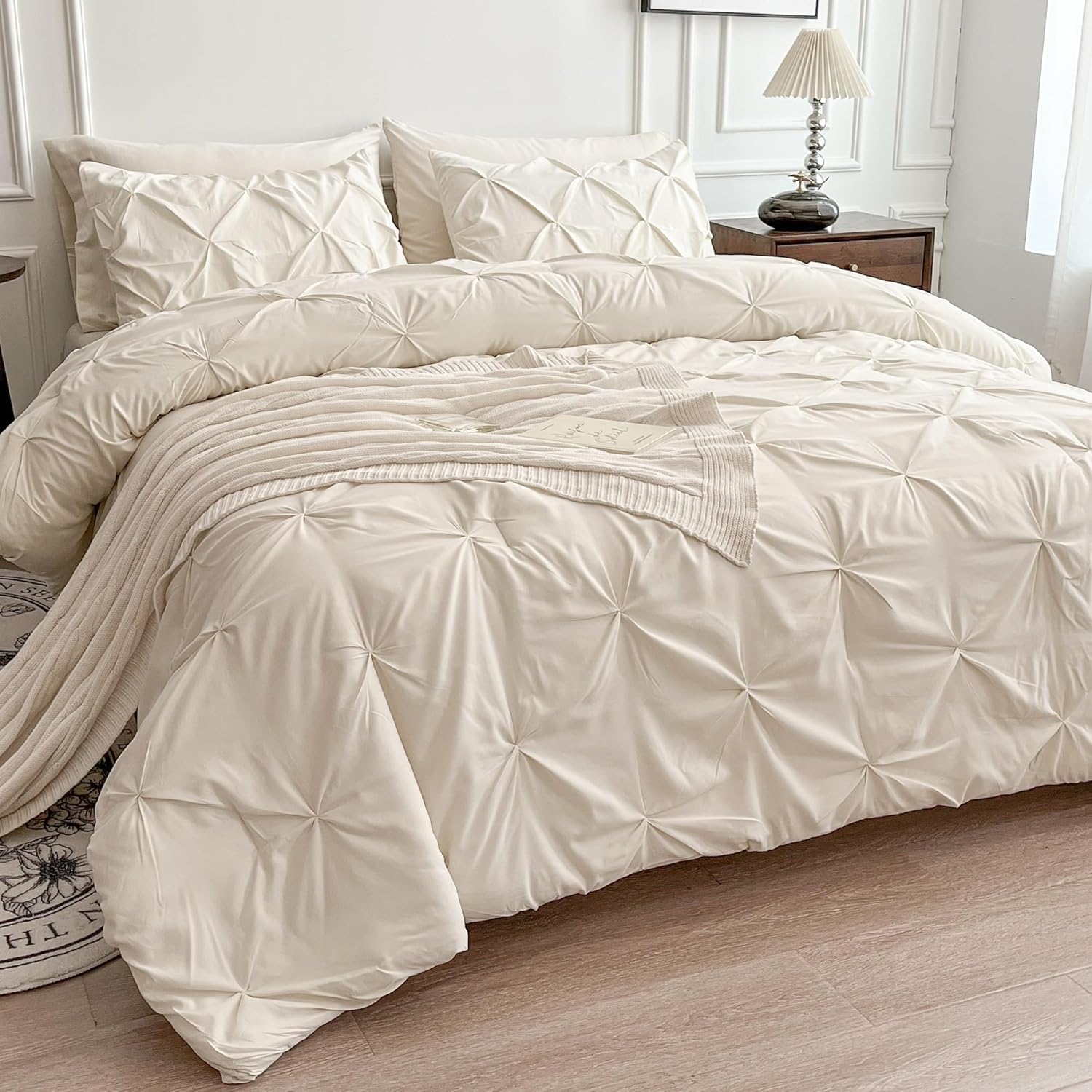 Juego de cama con pliegues modernos en una bolsa: juego alternativo de 7 piezas con pliegues hacia abajo