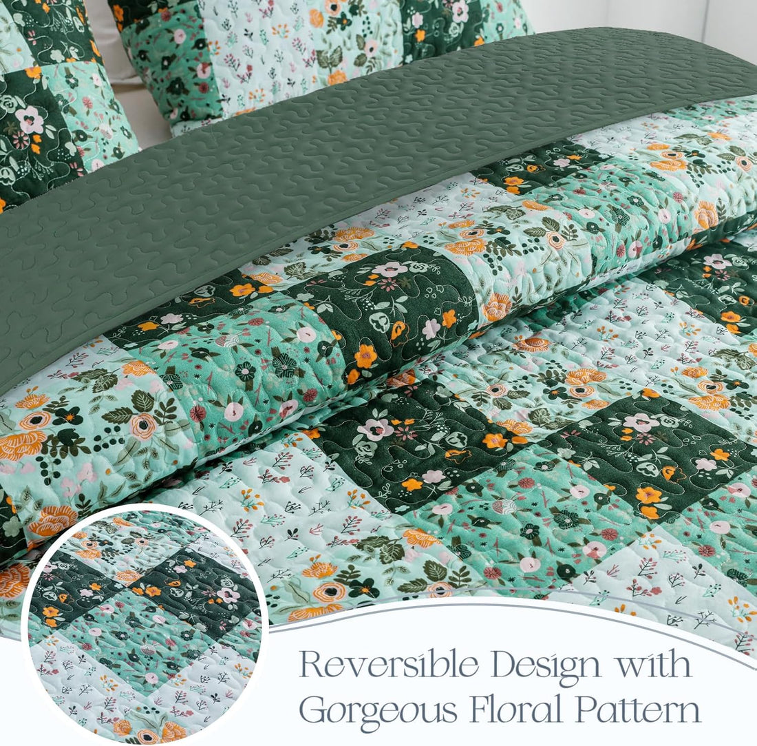 Reversible Floral Boho Patchwork Quilt Set - 3 Pcs All Season Bedspread