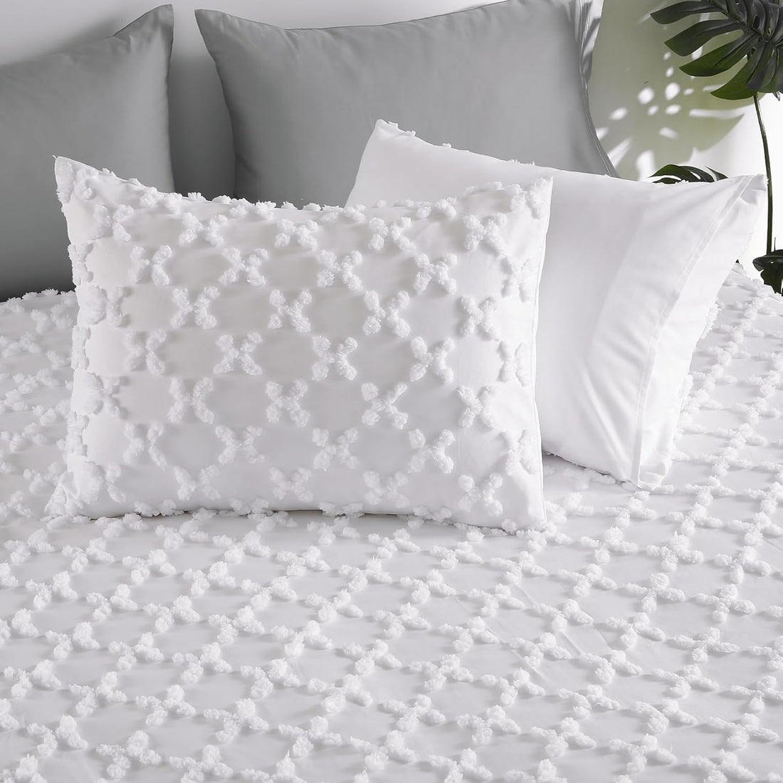 Bohemian Duvet Cover Set - 3 Pcs. All Season Tufted Embroidery