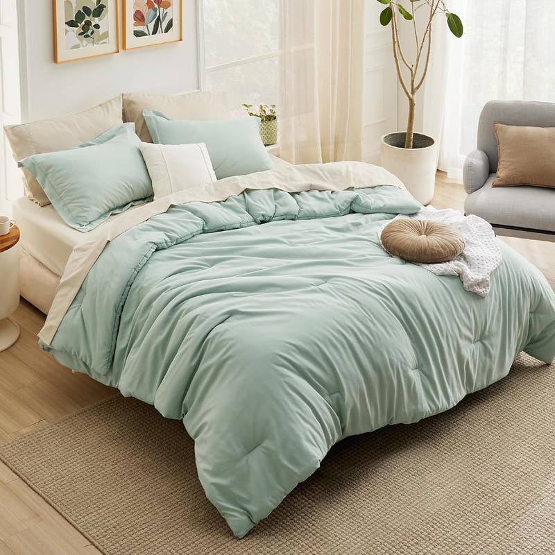 Juego de cama en bolsa de dos tonos: juego de cama moderno de 7 piezas con diseño en contraste