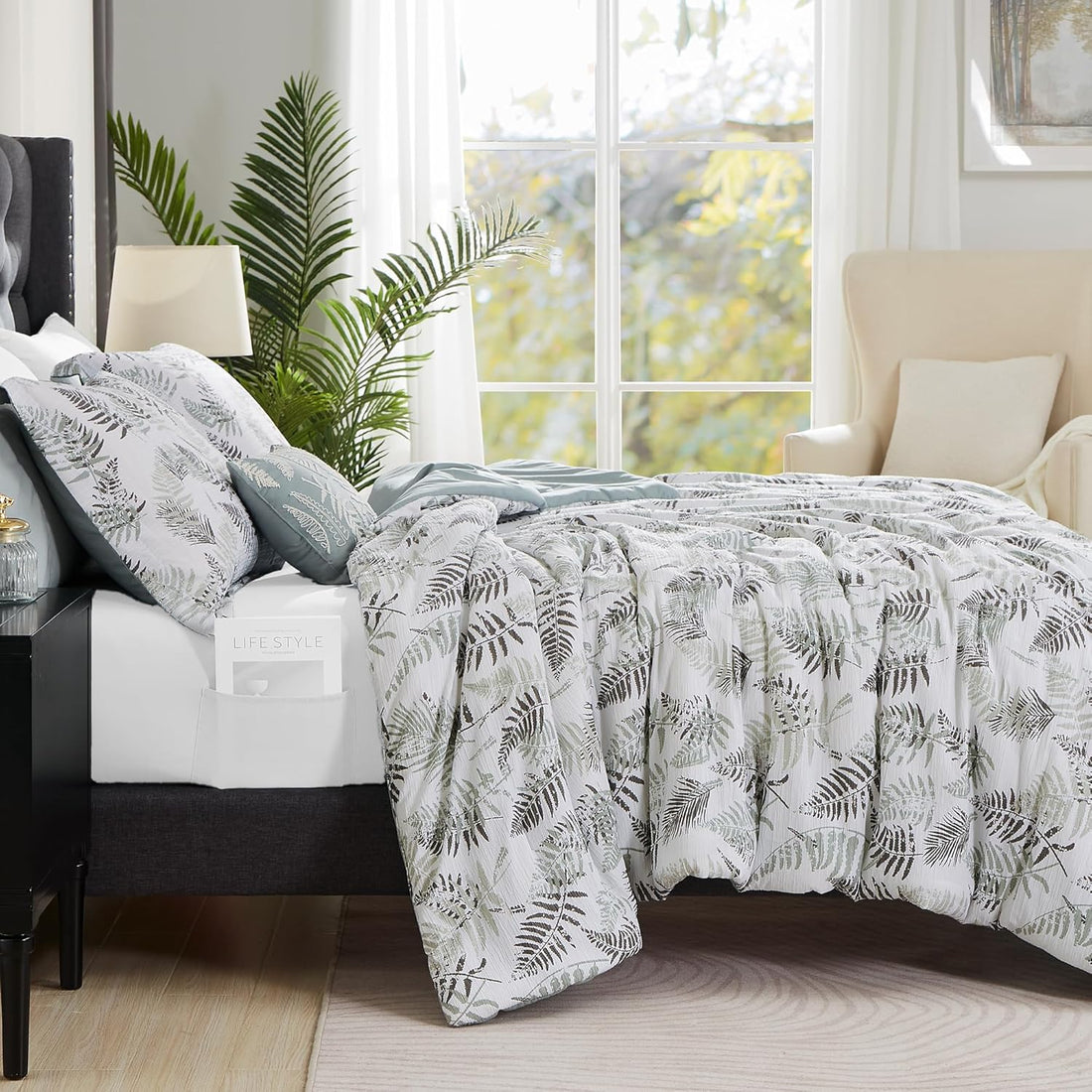 Green Queen Size Comforter Sets,Crinkle Green and Moss Botanical Comforter Queen Size 3 Pieces for All Seasons,1 Comforter and 2 Pillow Shams