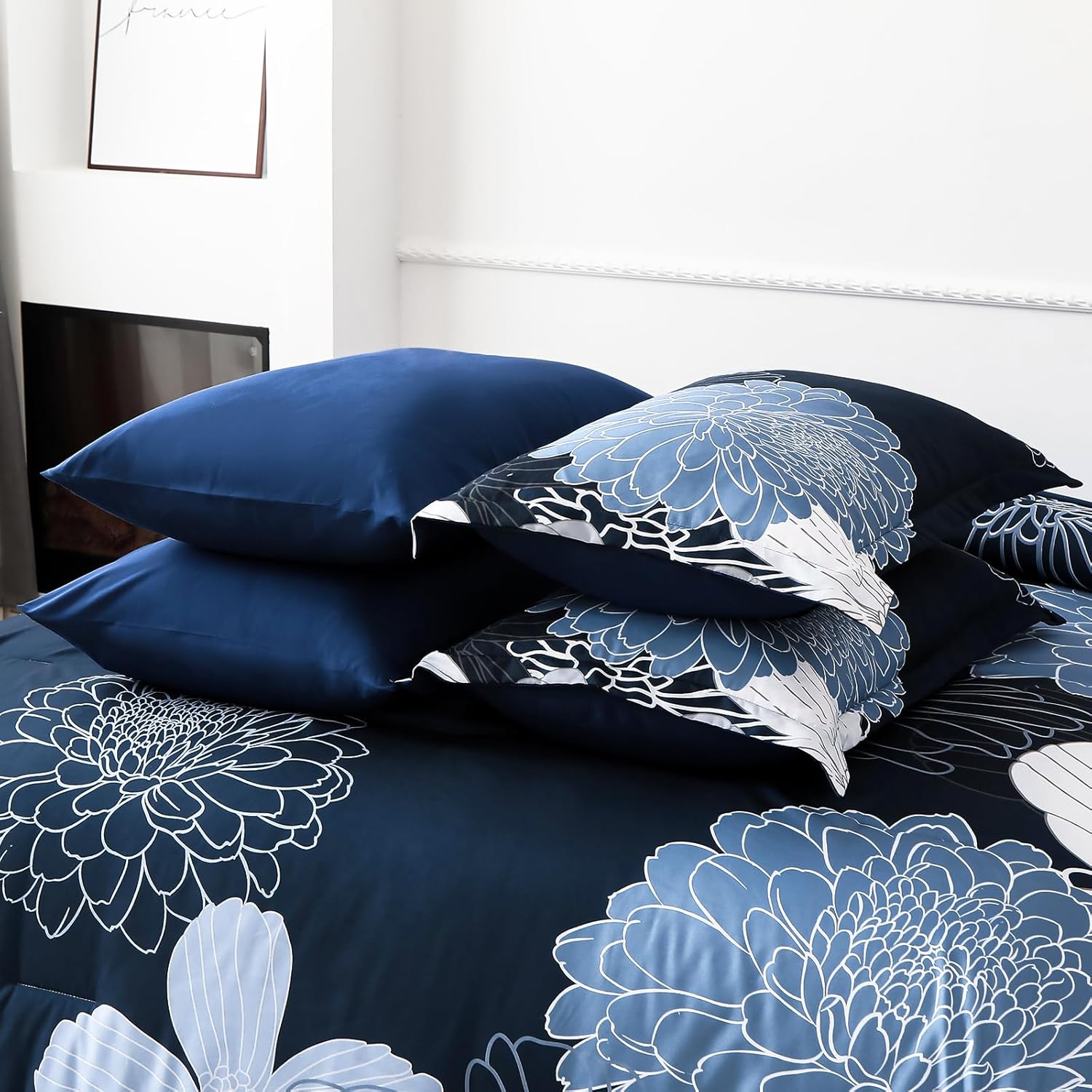 Floral Bed in a Bag Set - 7 Pcs Blue Flower Pattern All Season Comforter Set