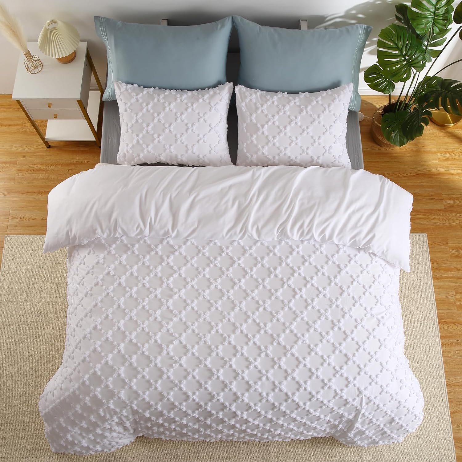 Bohemian Duvet Cover Set - 3 Pcs. All Season Tufted Embroidery