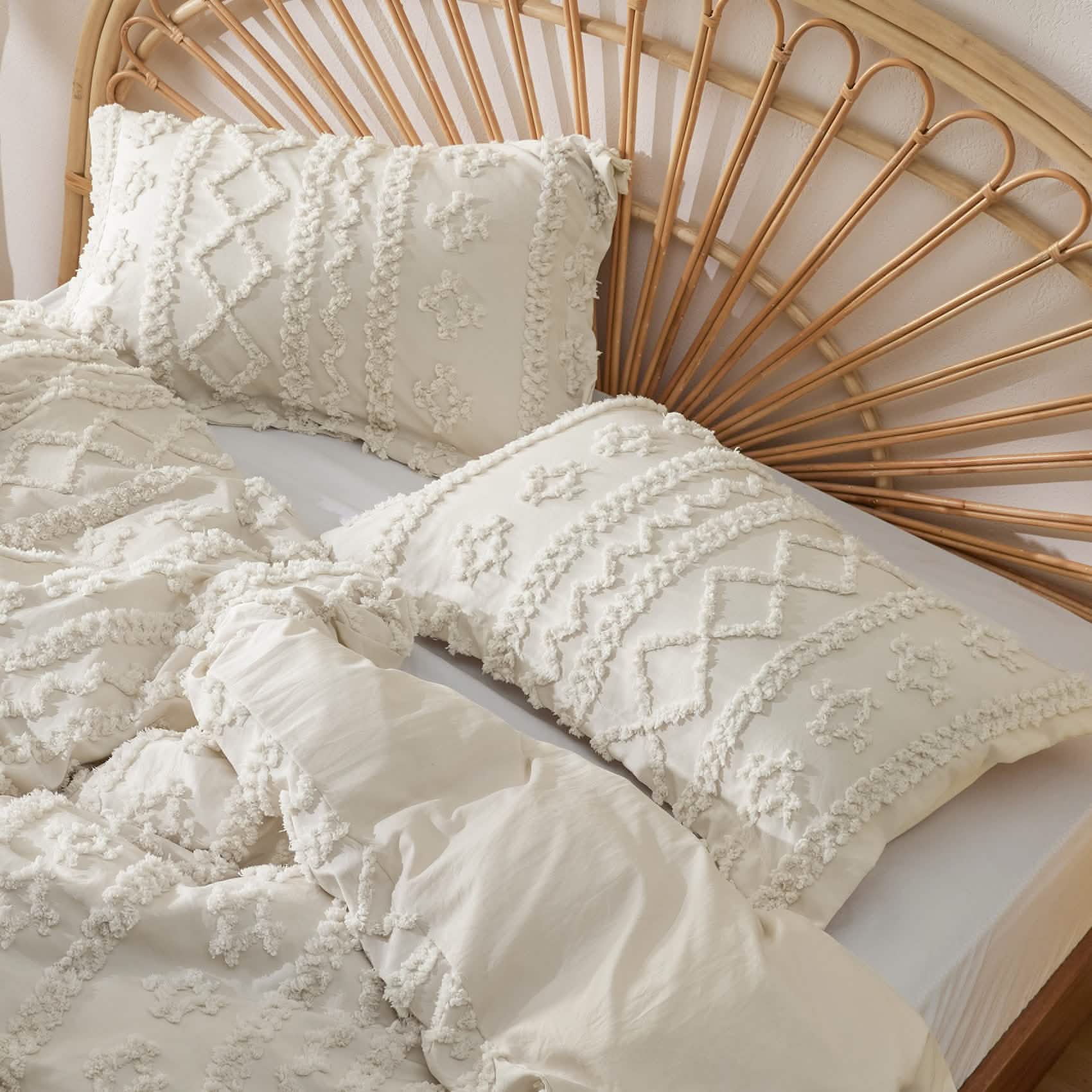 Boho Tufted Jacquard Comforter Set
