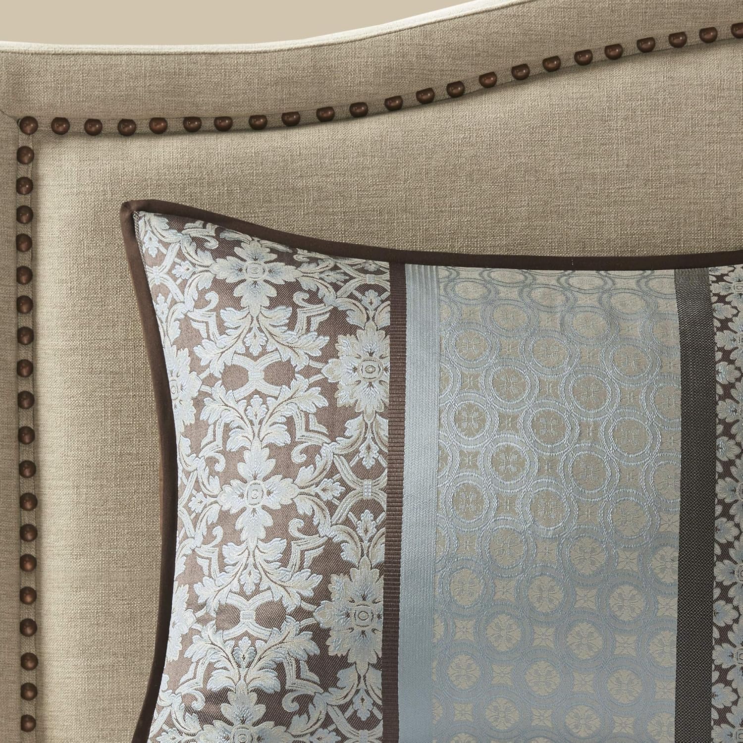 Juego de cama en bolsa de lujo con diseño de damasco y jacquard: 7 piezas con fundas de almohada y faldón de cama a juego