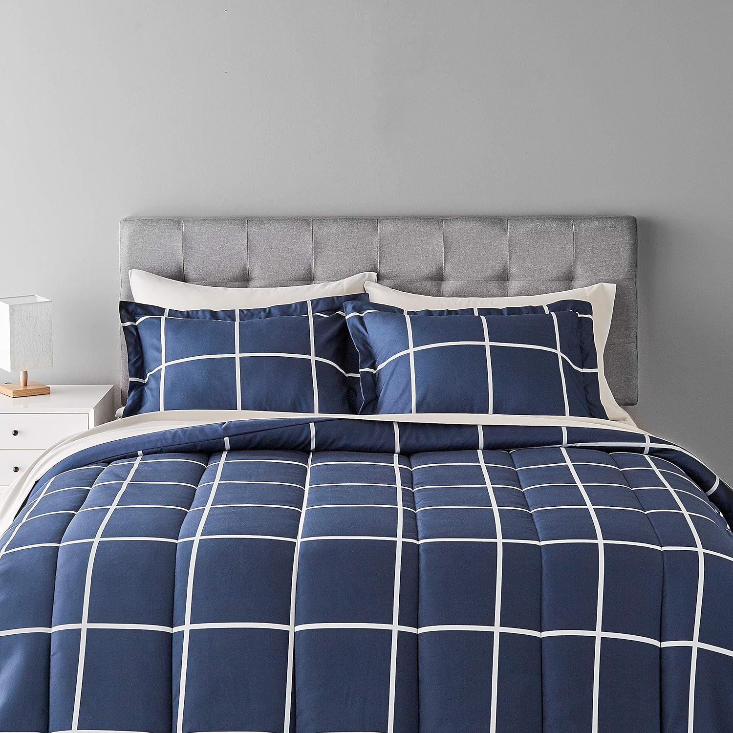 Full/Queen Comforter Set with Sheets, 5-Piece Navy with Grey Plaid Bedding, Lightweight Microfiber Bed-in-a-Bag