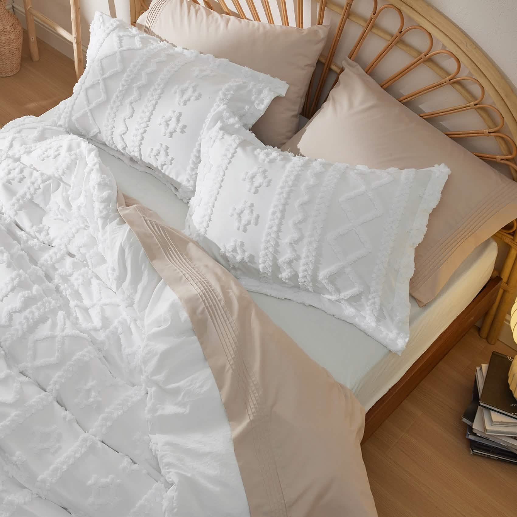 Boho Tufted Jacquard Comforter Set